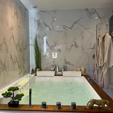 La Suite Etoilée Domène Extérieur photo